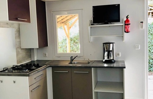 Sigean House | ZEcamping 3* piscine chauffée mobil-home TV clim 33m2 6 pers