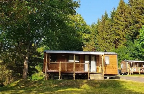 Saint-Didier-en-Velay House | ZEcamping 2* avec animaux acceptés et piscine chauffée