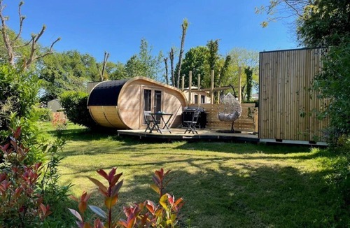 Talmont-Saint-Hilaire Cabin | ZEcamping 3 étoiles piscine couverte cabane BBQ 10m2