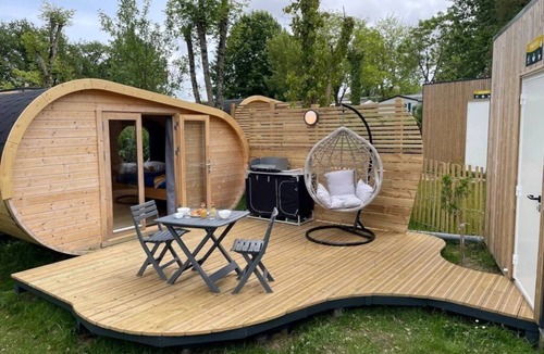 Talmont-Saint-Hilaire Cabin | ZEcamping 3 étoiles piscine couverte cabane BBQ 10m2