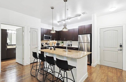 Frisco Apartment | Zen 2B2B Next to Legacy West