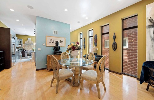 Heart of Chicago House | Zen 5 Bedroom Family Escape