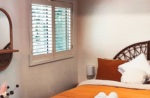 Eltham Bed & Breakfast | Zen Abode with Garden in Eltham