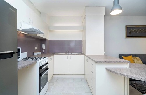 Chippendale Apartment | Zen Boutique A Well connected Studio with Parking