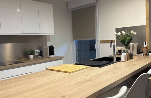 Grenade-sur-Garonne Apartment | Zen & chic