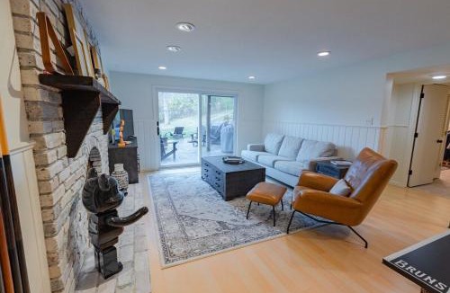 Minnetonka House | "Zen Den" on the Lake by Roxy Rentals