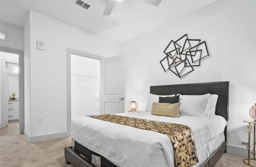 St. Johns Apartment | Zen Den Rental Unit