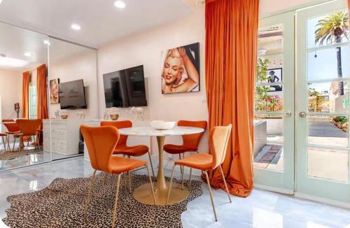 Beverly Hills House | Zen guess house