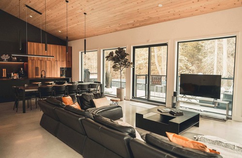 Morin Heights Villa | Zen House 4 - Villas & Spa