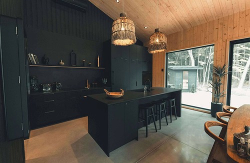 Morin Heights Ski Chalet | Zen House 6 - Villas & Spa