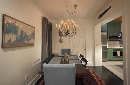 Narrowsburg House | Zen In Narrow- Narrowsburg retreat near center of town
