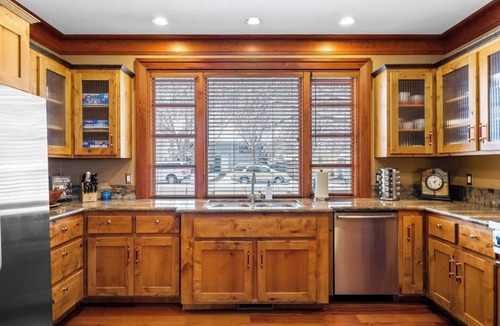 Sunset House | Zen-Inspired central home