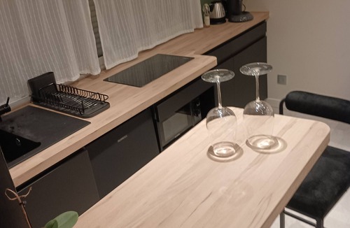 Gambetta Apartment | Zen Jacuzzi Suite! Montpellier Centre.