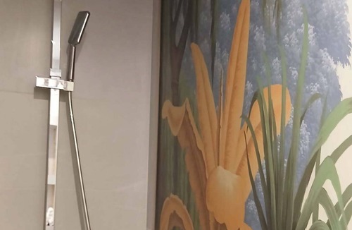 Gambetta Apartment | Zen Jacuzzi Suite! Montpellier Centre.