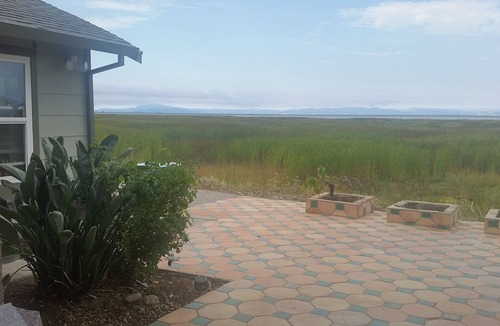 Vallejo House | Zen on the Bay