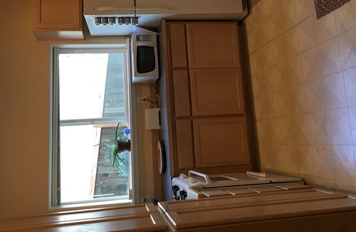 Western Apartment | Zen Retreat close to everything