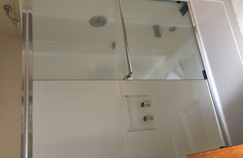 Western Apartment | Zen Retreat close to everything