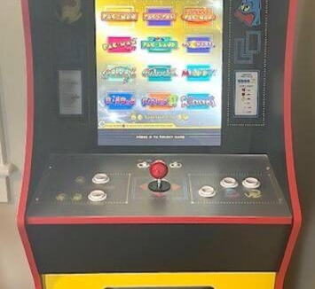 Detroit - Shoreway Apartment | Zen Retreat! Premium WIFI + Arcade + Free Parking