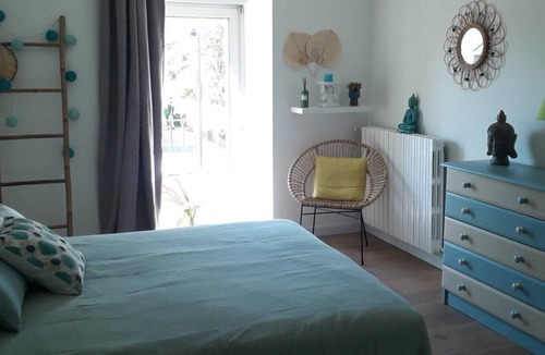 La Vraie-Croix Bed & Breakfast | Zen Room Near Vannes