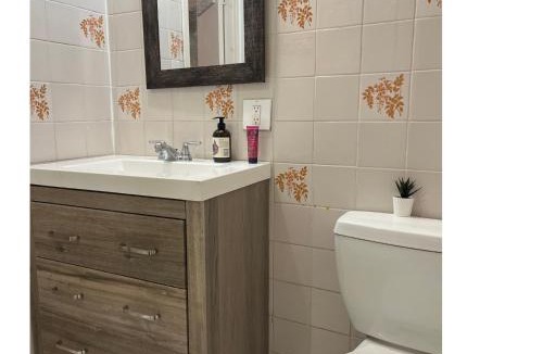 Cote-Des-Neiges—Notre-Dame-De-Grace Apartment | Zen Space in perfect location!
