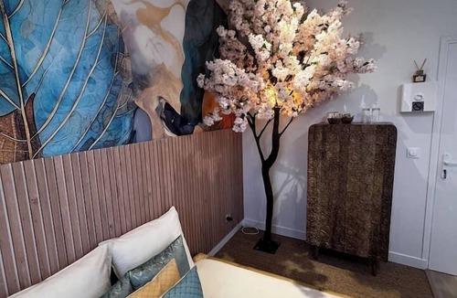 Nanteuil-les-Meaux Hotel | Zen Suite with Jacuzzi 15 minutes Disney