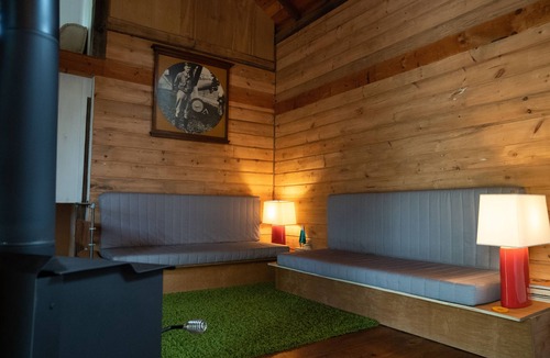 Town of Hebron House | ZenBarn: A Quiet Getaway