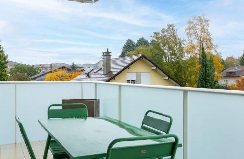 Saint-Julien-en-Genevois Apartment | ZenBNB - ROYAL - 2 Chambres - 4 Pers - WiFI - Balcon - Parking