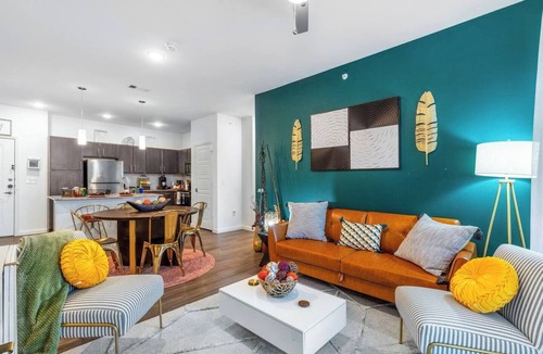 Medical Center District Apartment | Zenful Affirmations - Stylish 2BR Near Medical Center, Lackland & Riverwalk