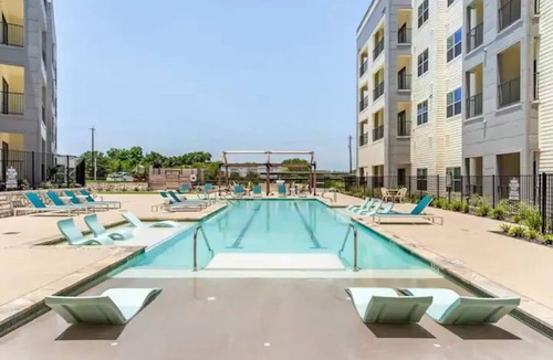 Medical Center District Apartment | Zenful Affirmations - Stylish 2BR Near Medical Center, Lackland & Riverwalk