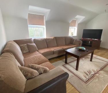 Earlswood Apartment | Zenith Abode