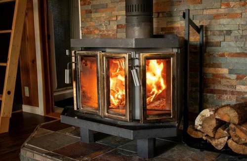 Saint-Andre-Avellin Ski Chalet | Zenitude 2, Beachfront chalet, hot tub,Lac Simonet