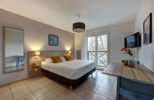 Divonne-les-Bains Apartment | Zenitude Hôtel-Résidences Divonne L'Orée du parc