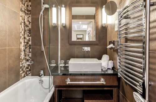 Juvignac Hotel | Zenitude Hôtel Résidence Juvignac