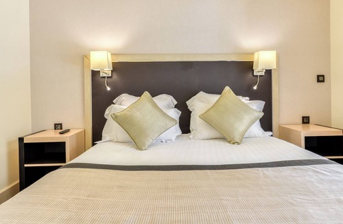 Juvignac Hotel | Zenitude Hôtel Résidence Juvignac