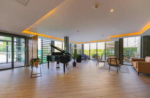 Juvignac Hotel | Zenitude Hotel la Valadière, an Ascend Collection Hotel