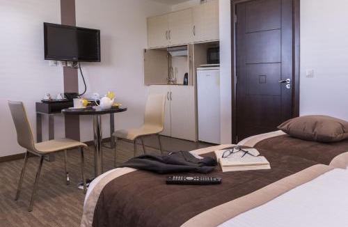 Ferney-Voltaire Apartment | Zenitude Swiss Apparthotels