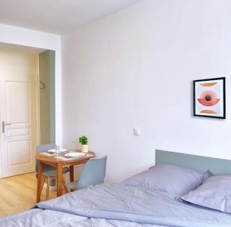 Saint-Quentin Apartment | ZenkaSerenity-Ferme paisible Centre CHU-wifi-pro