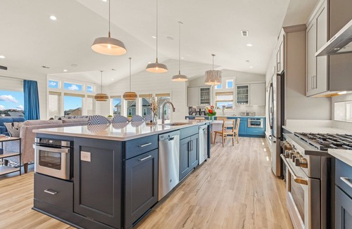 Salvo House | Zensation - Close to the beach + Pets stay free + Private Pool