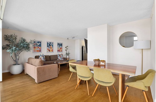 Marina Peninsula Apartment | ZenStay Marina View Modern Retreat Pkg+ pool+Gym