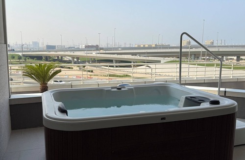 Jumeirah Lake Towers Apartment | ZENstay - Modern 2BR in JLT - Near Marina, JBR and Metro