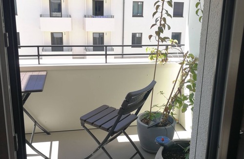 Alte Heide-Hirschau Apartment | Zentral Modern & Ruhig
