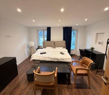 Thun House | Zentral und Kulinarisch