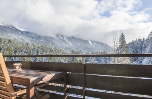 Lenzerheide Apartment | Zentrale 3.5 Zimmer Wohnung Seegarten B- Lenzerheide by Interhome