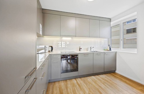Oerlikon Apartment | Zentrale Wohnung in Zürich Oerlikon! (302)
