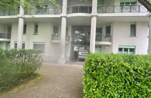 Kloten Apartment | Zentrale Wohnung mit 2 Balkonen Nähe Flughafen ZH