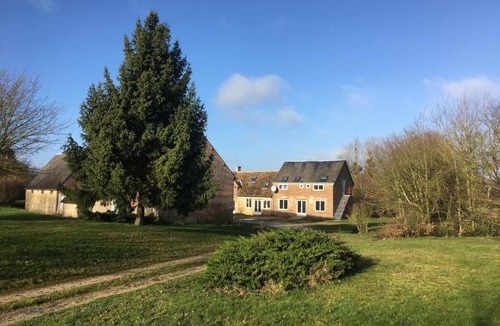 Couetron-Au-Perche Bed & Breakfast | ZenViewStudios