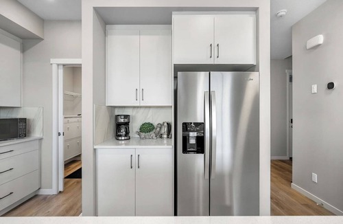 Southeast Calgary House | Zephyr | Rangeview | Garage | Office | Pets Ok