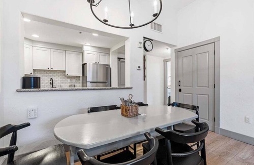 Zermatt Villa | Zermatt Villa 3014 - 2 Bedroom 2 Bath Full Kitchen with Resort Amenities