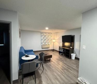 Marathon Hotel | Zero - 100 Motor Inn