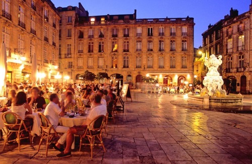 Villenave-d'Ornon Apartment | Zero stress Bordeaux | T2 calm + 2parkings +Wifi